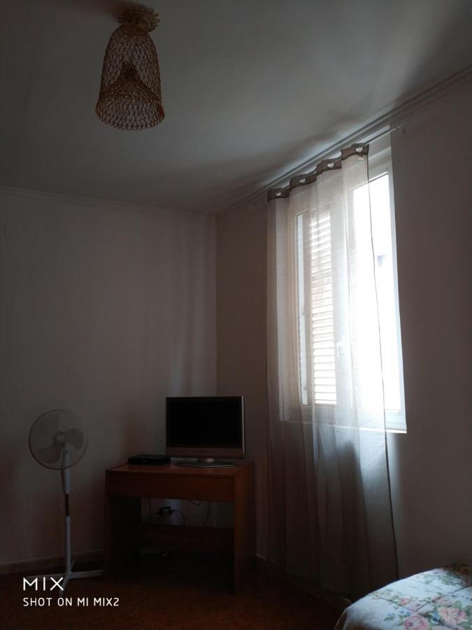 Camere Simili A Ostello Solo Per Uomini - Hostel-Like Rooms Only For Man Tarento Exterior foto