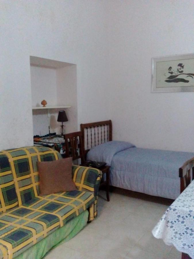 Camere Simili A Ostello Solo Per Uomini - Hostel-Like Rooms Only For Man Tarento Exterior foto